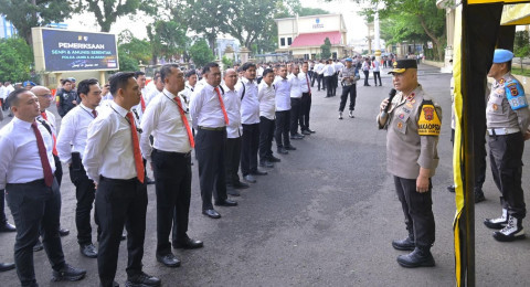 Pastikan kelayakan,Wakapolda Jambi Cek Senpi Anggota